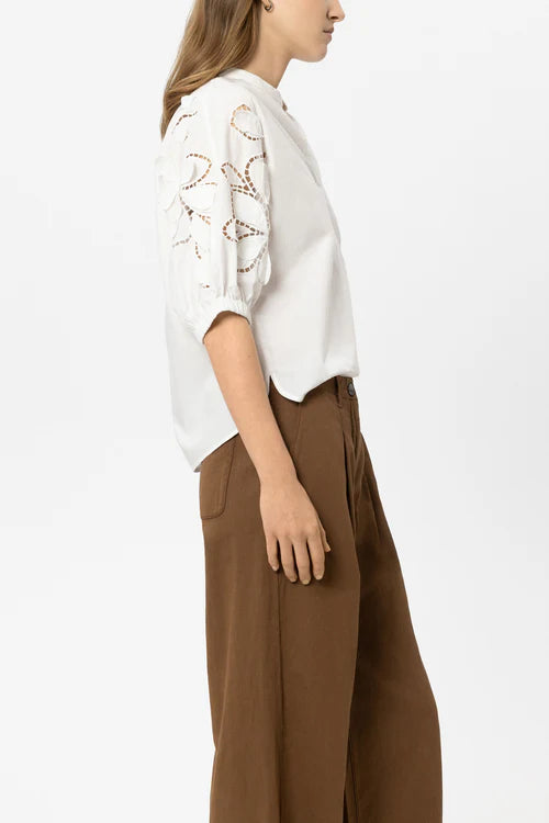 Blusa broderie