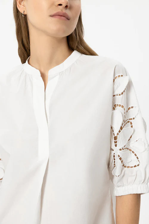 Blusa broderie