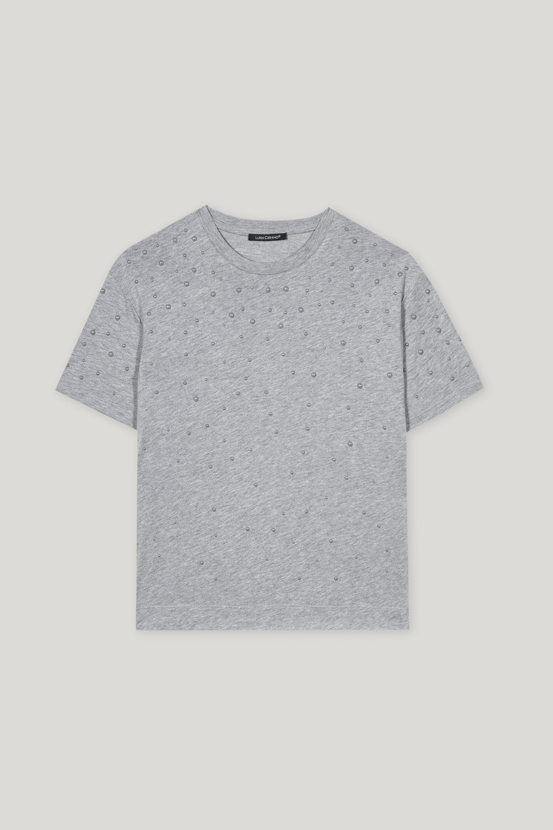 Camiseta con perlas