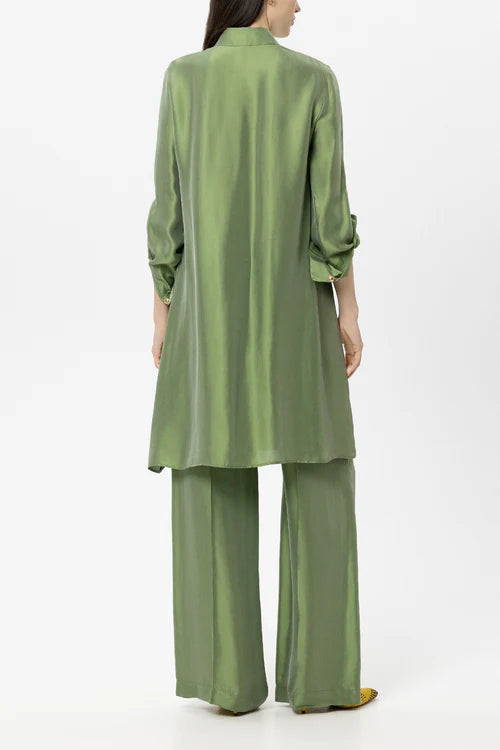 Vestido camisero de seda