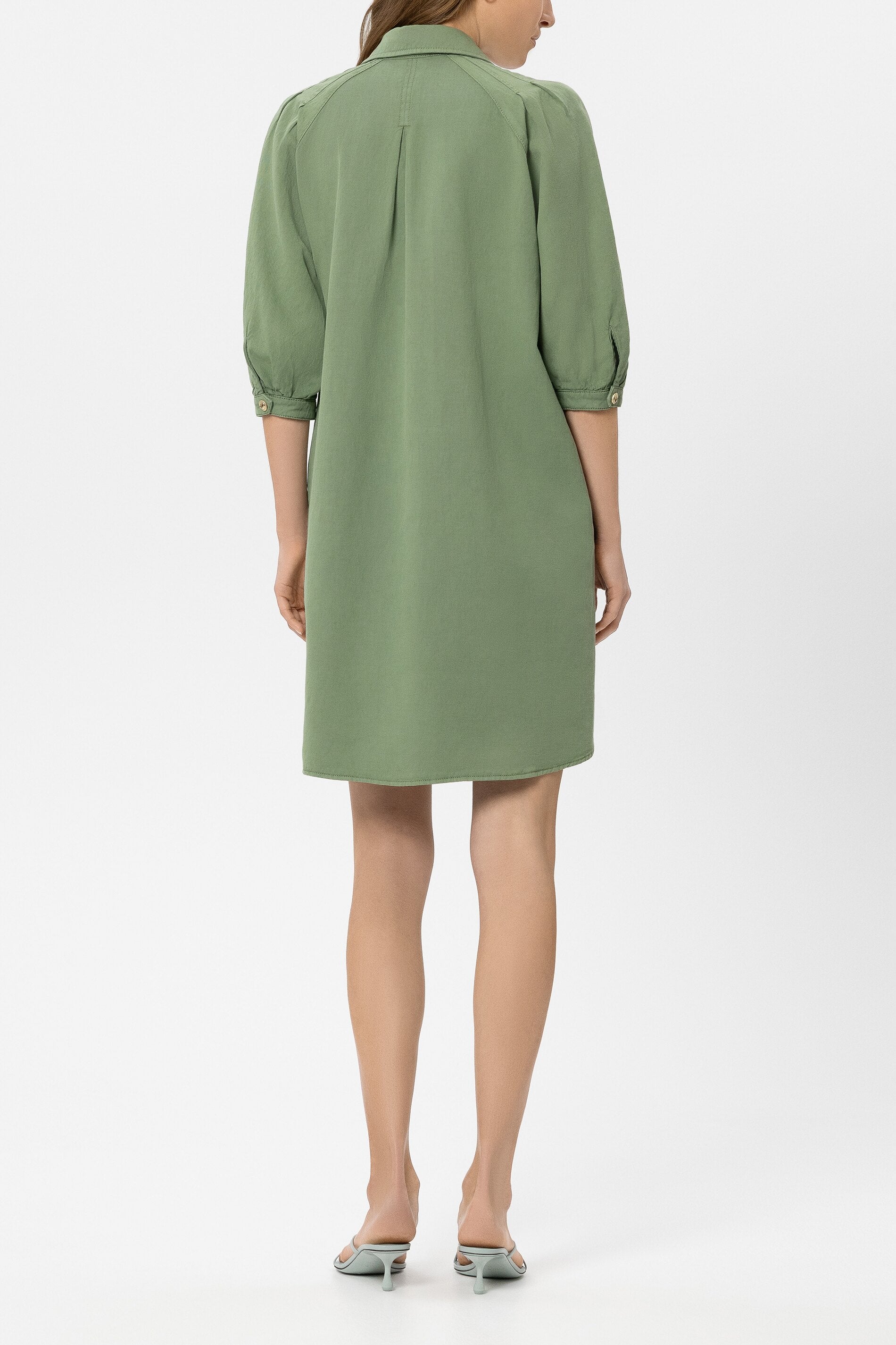 Vestido camisero de lino