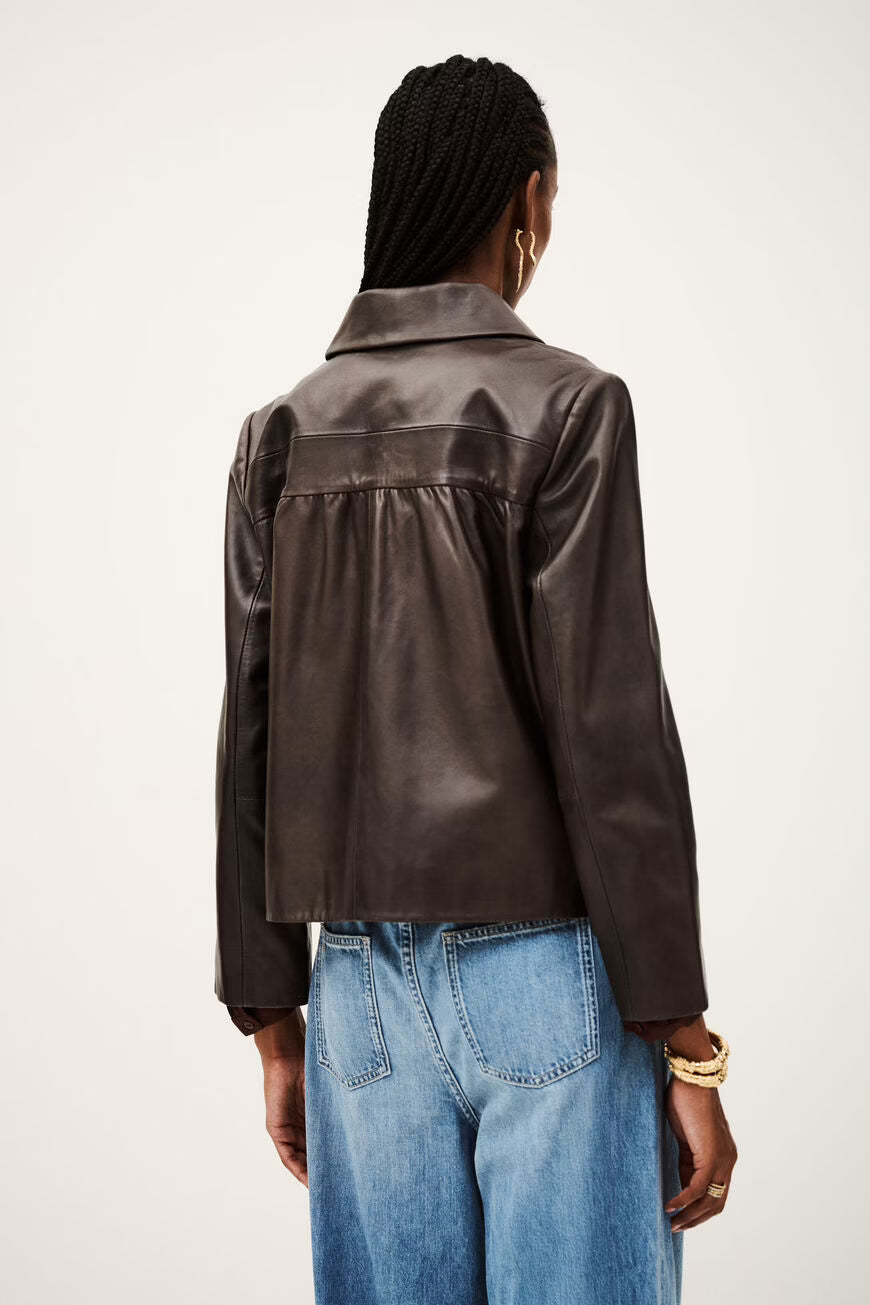 Chaqueta de napa milos